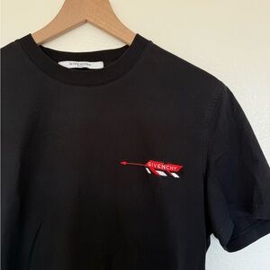 Men’s Givenchy Black T-Shirt Embroidered Arrow Logo